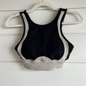 Alo Yoga XS Black And Cream Sports Bra Like-New